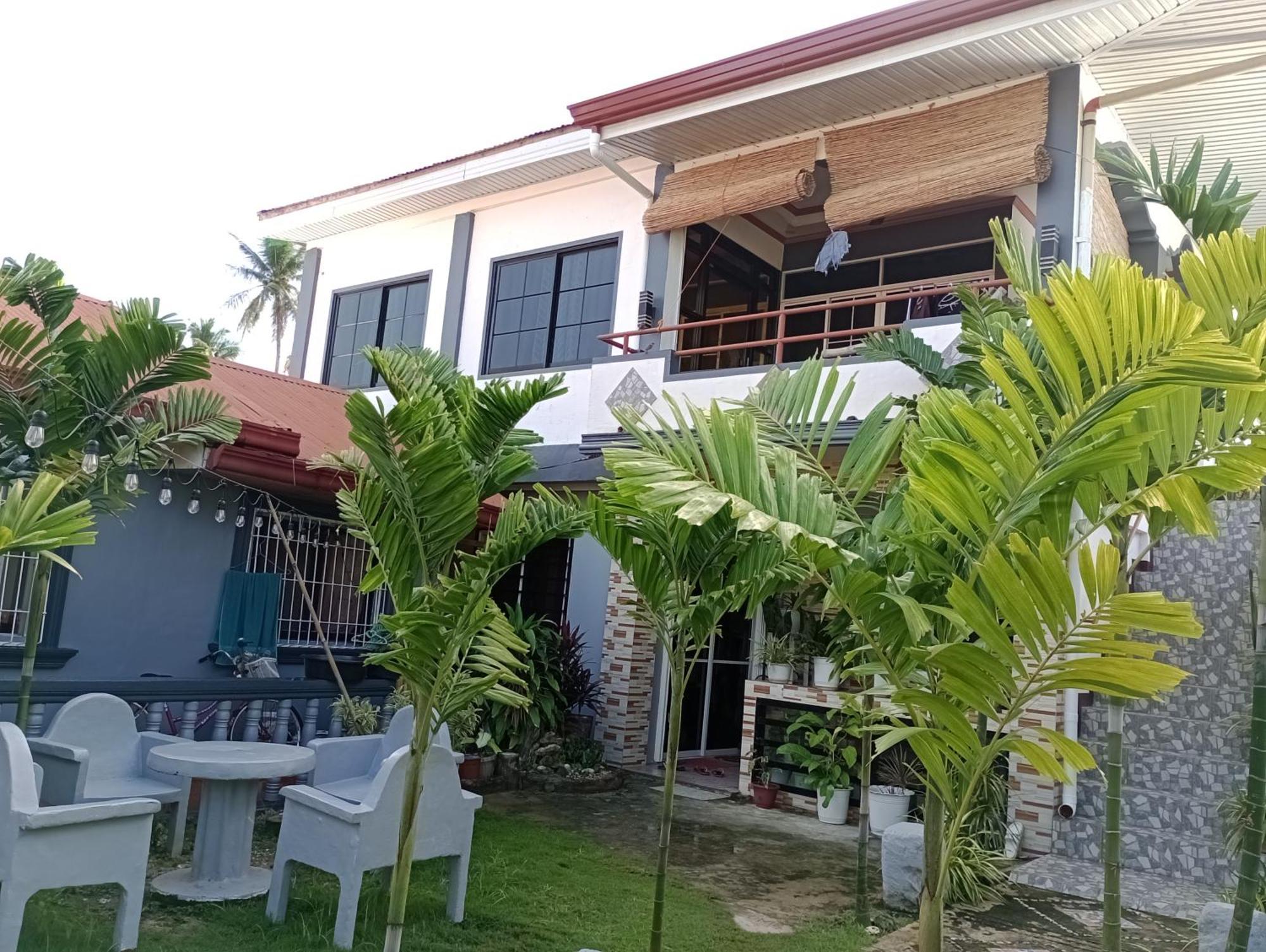 Zia Homestay Burgos  Exterior photo