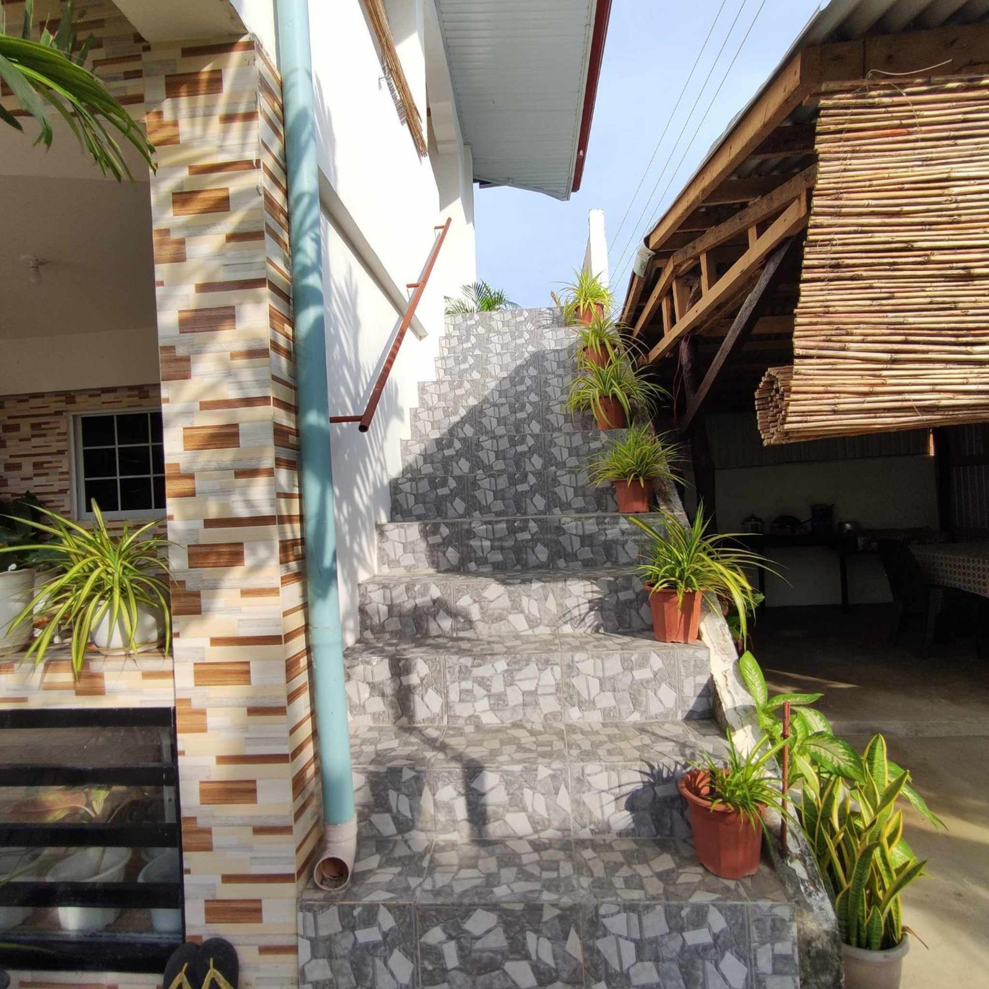 Zia Homestay Burgos  Exterior photo