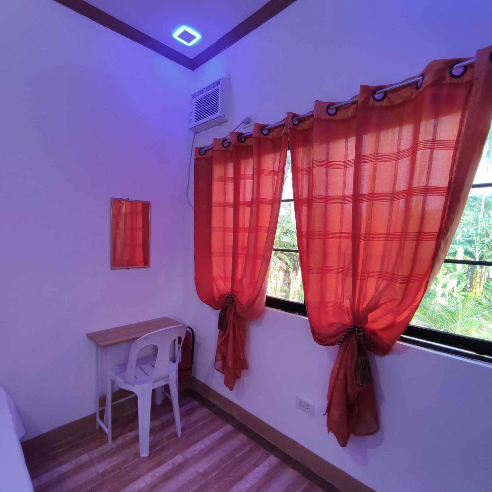 Zia Homestay Burgos  Exterior photo