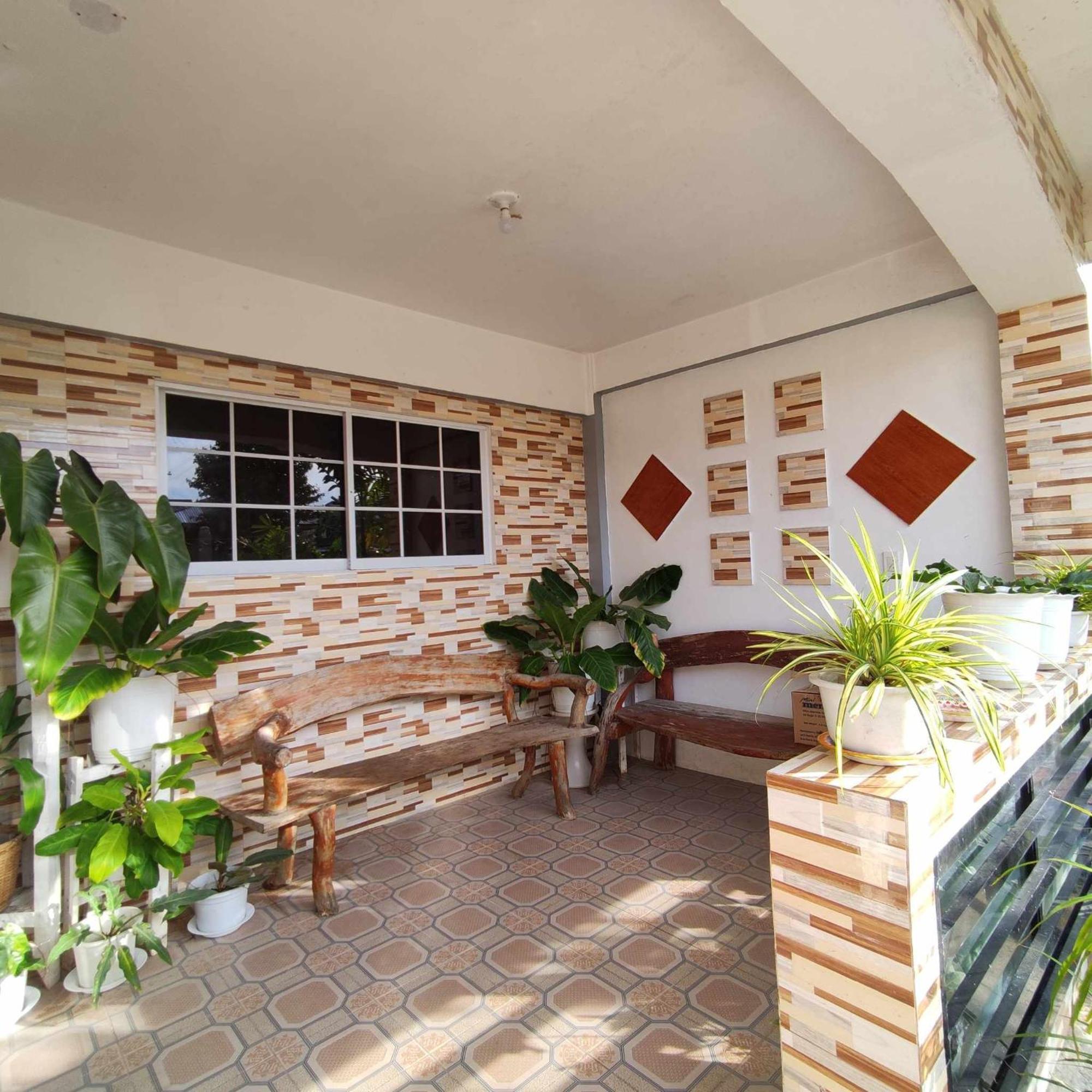 Zia Homestay Burgos  Exterior photo